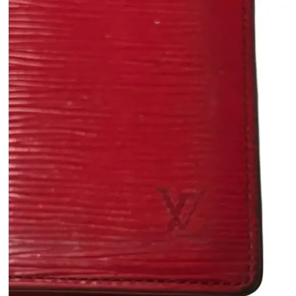 Louis Vuitton Epi Card Case Red Holder - Picture 5 of 16